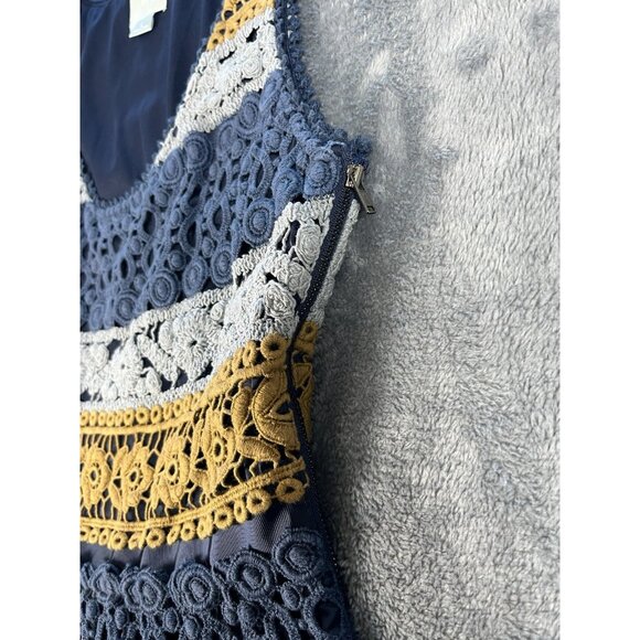 Maeve Dress Mini Fit Flare Venetian Lace Crochet Size 8 Blue Gold Gray - Picture 8 of 10
